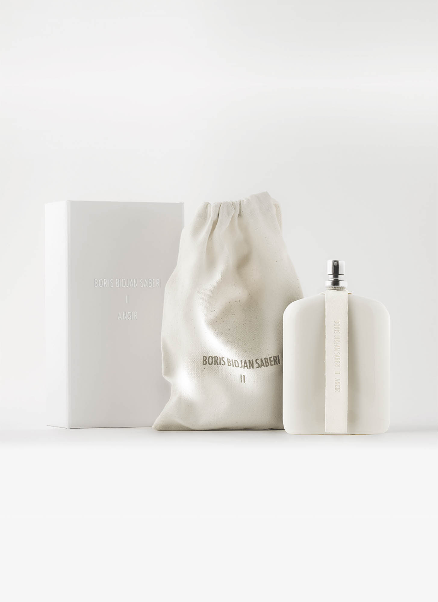 Packaging and drawstring pouch