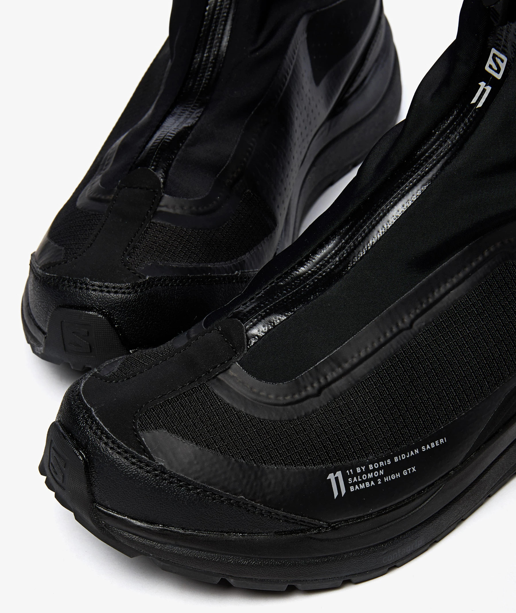 Black GTX version with Salomon sole unit