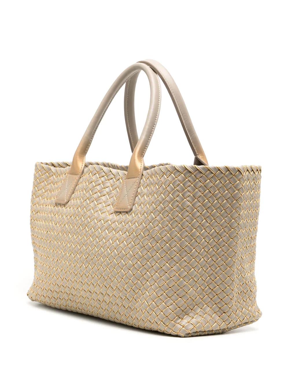 Gold-thread woven Cabat, three-quarter angle
