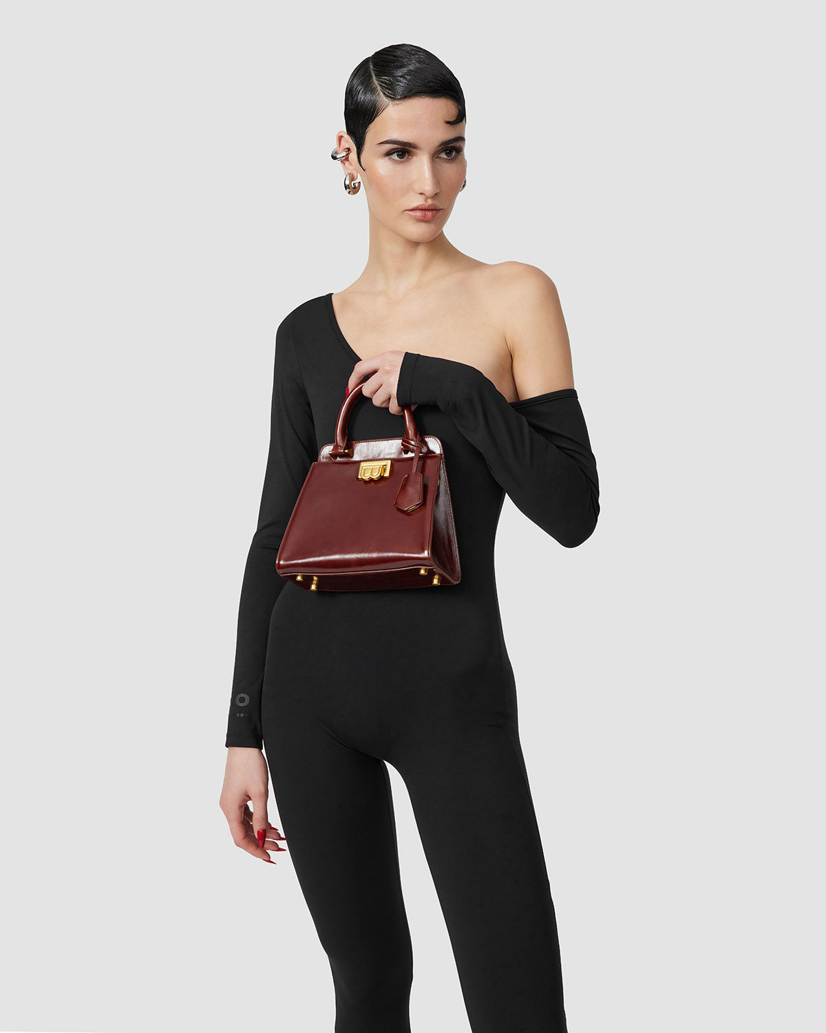 Jasmine Bag — side angle and handle profile