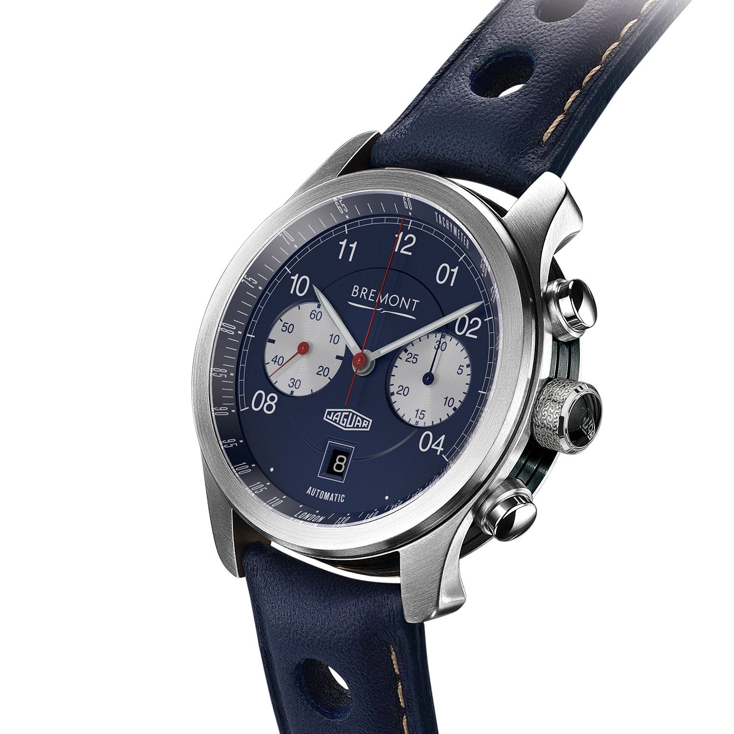 Dial angle with bi-compax chronograph layout