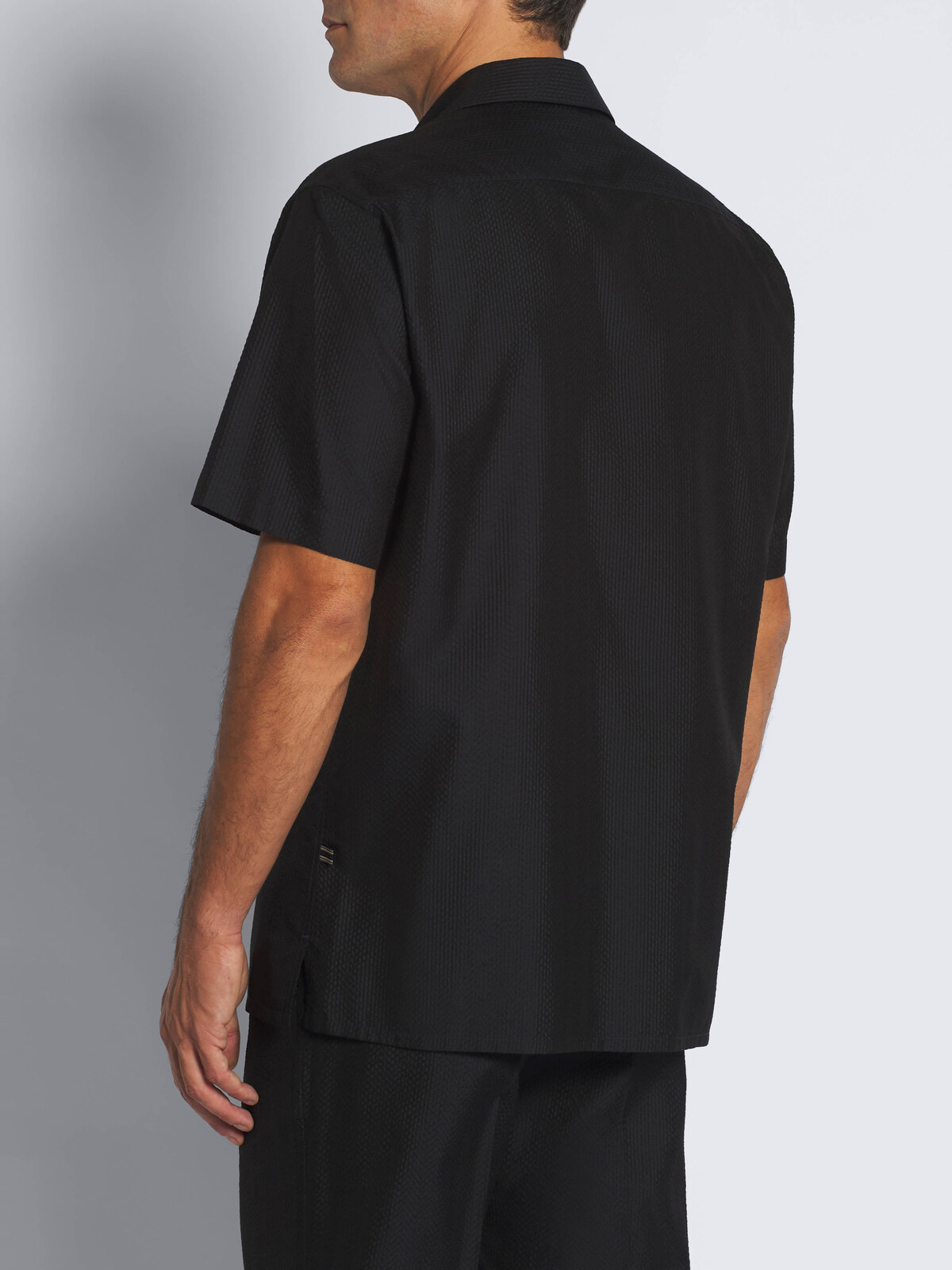 Short-sleeve styling variation