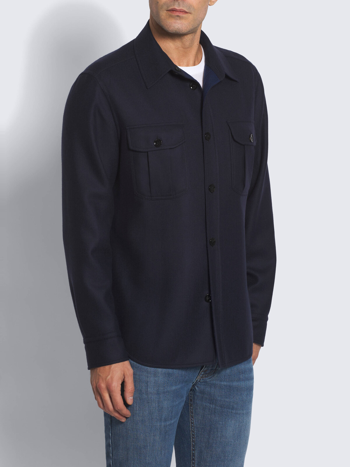 Navy front styling