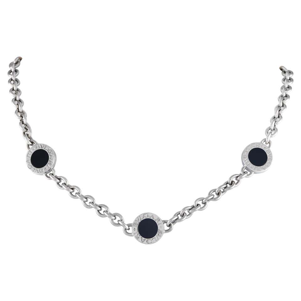 white-gold triple-onyx chain