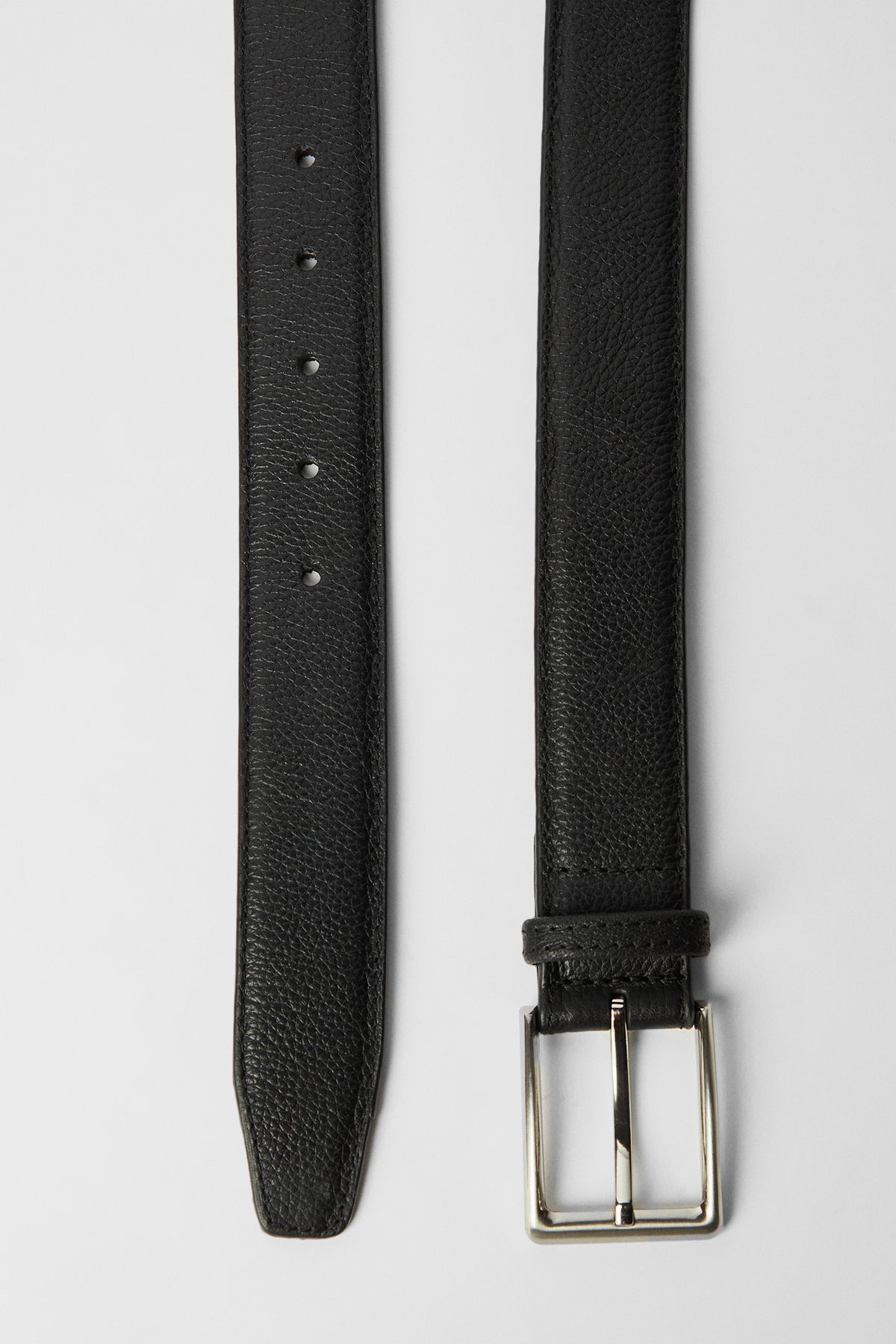 strap detail