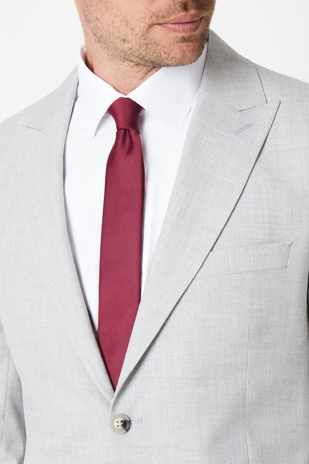 worn with tailoring