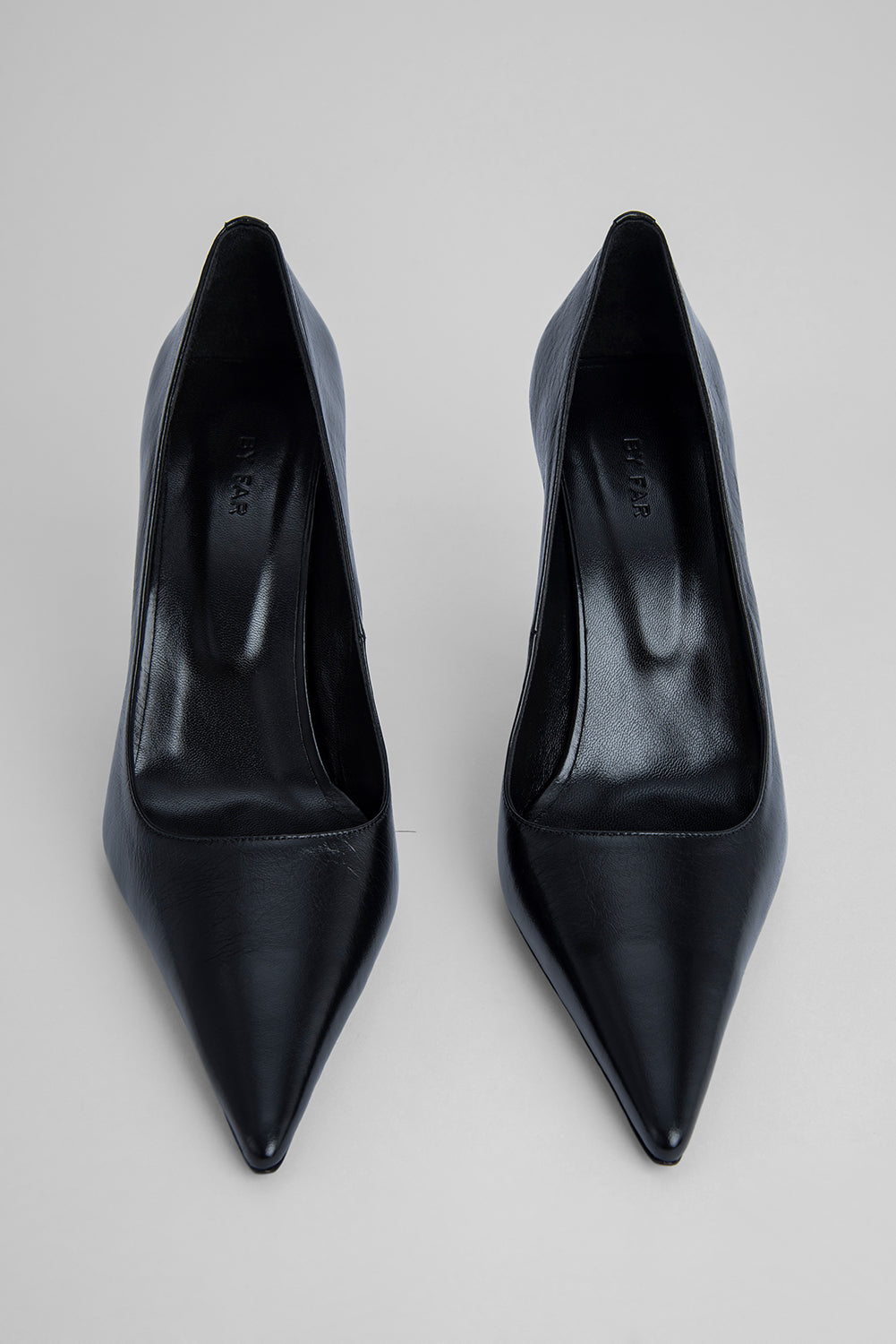 official alternate angle — Viva Black Creased Leather Pump