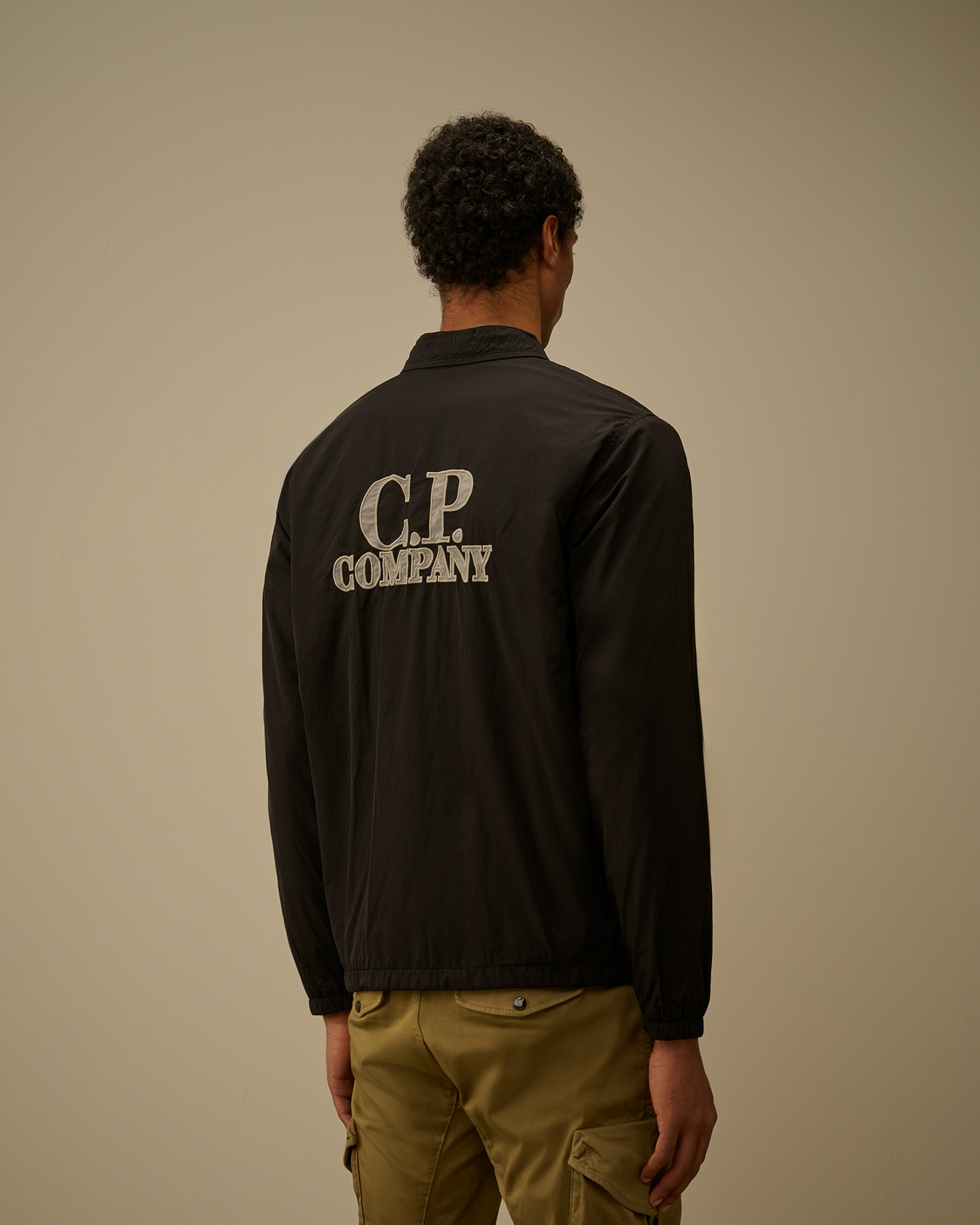 back logo view