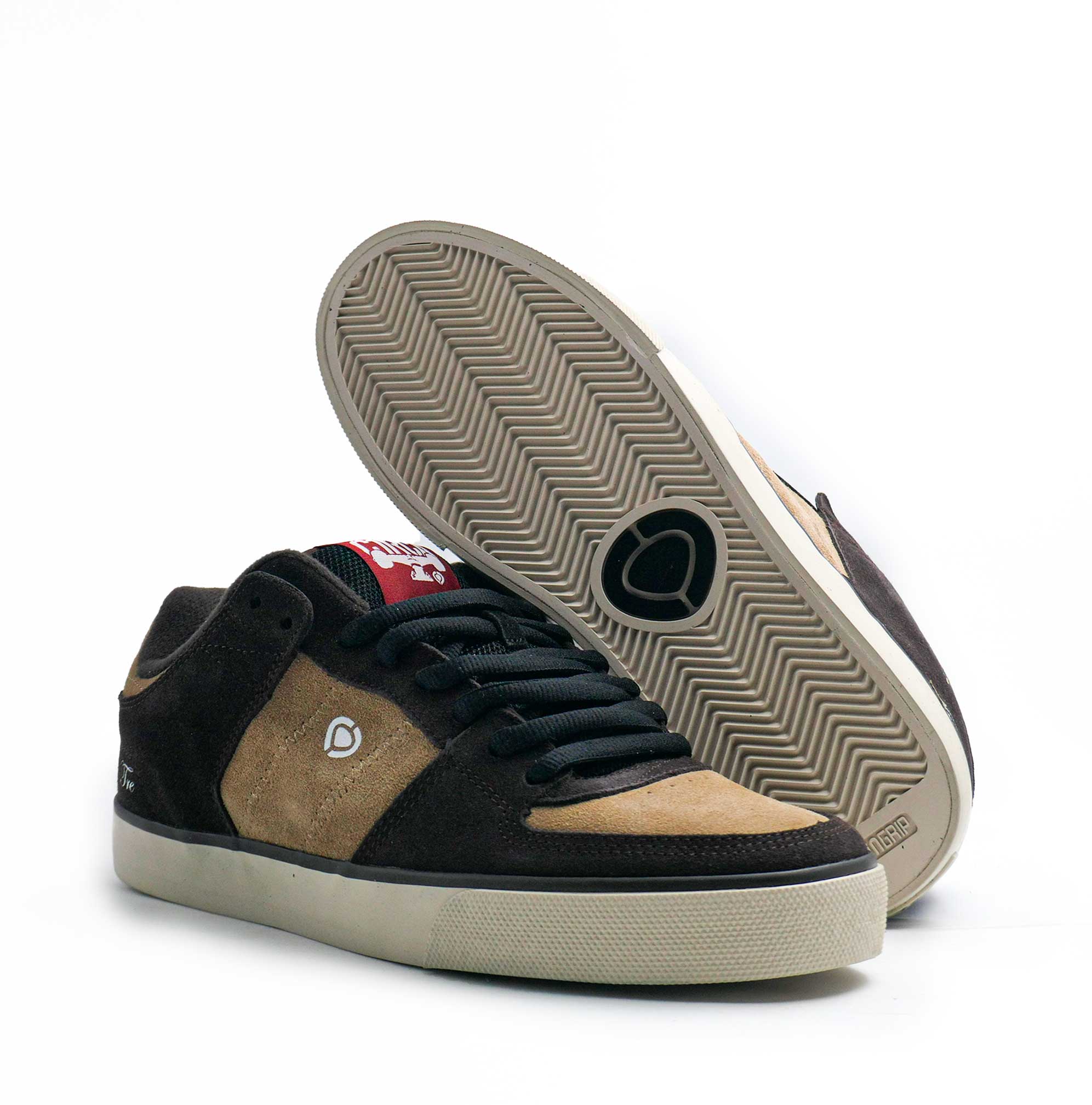 heel and collar view