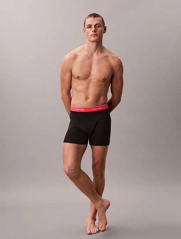 red waistband