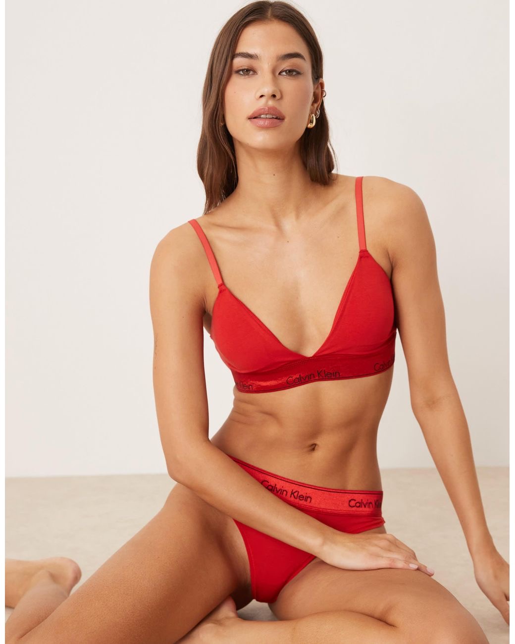 bright red set