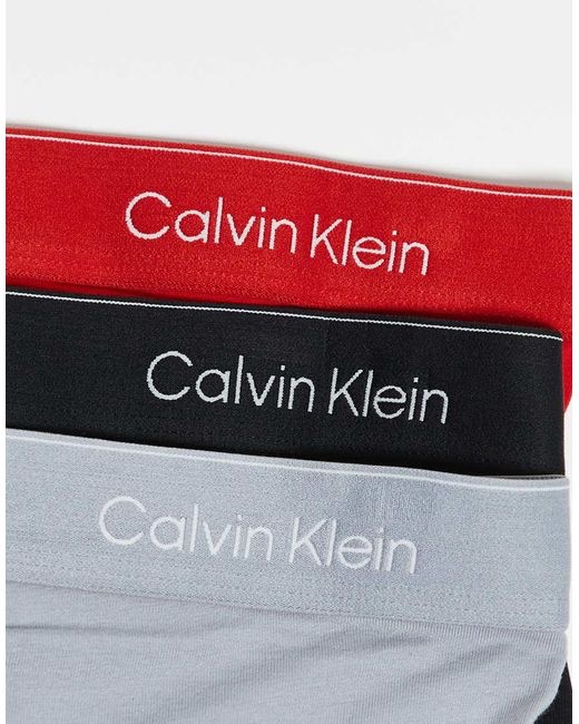 waistband detail