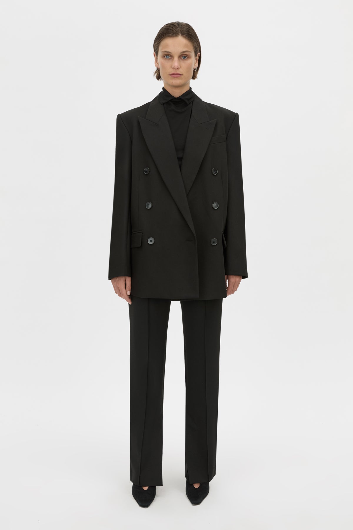 Full-length tailored proportion
