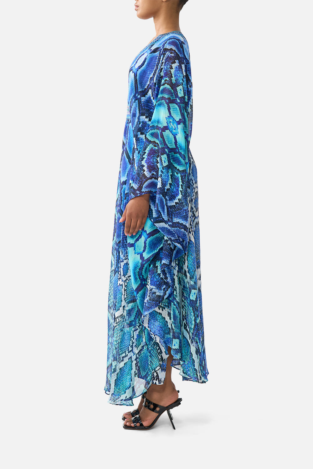 Long Kaftan With Waist Detail — profile and drape