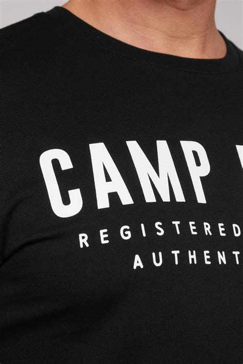 large front logo print detail