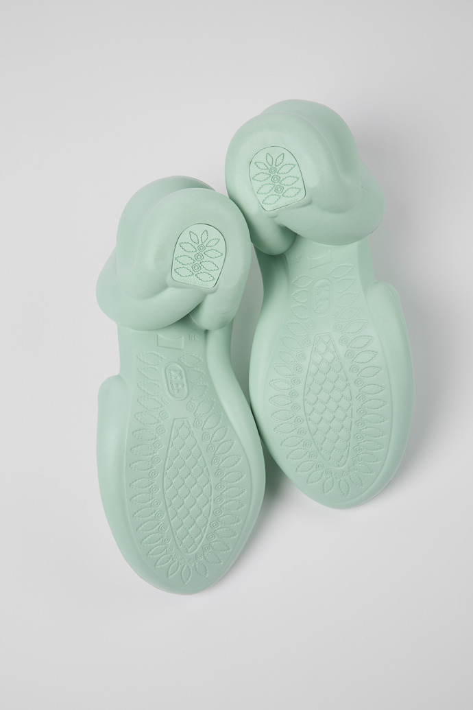 textured outsole