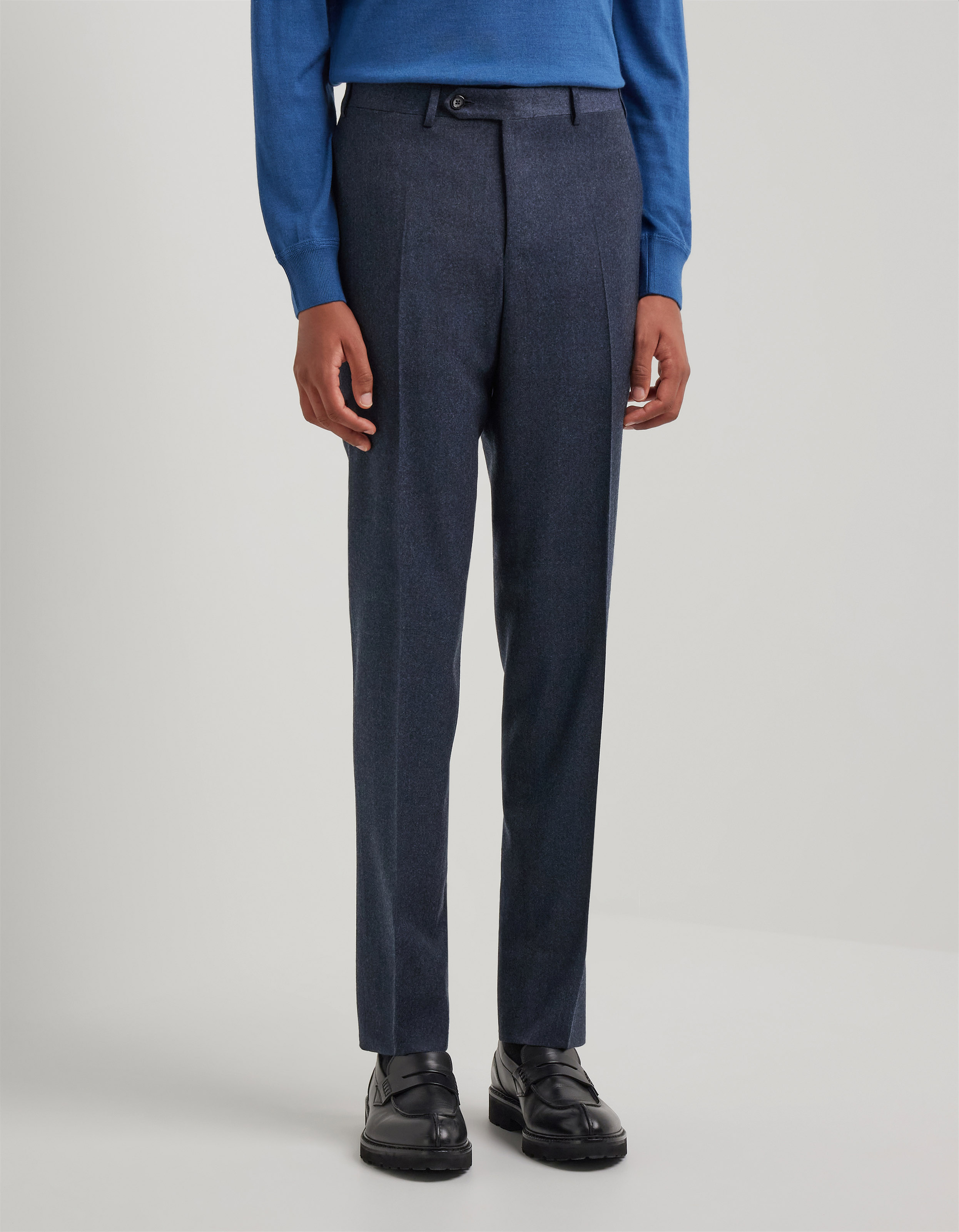 Full look of the Impeccabile suit on body