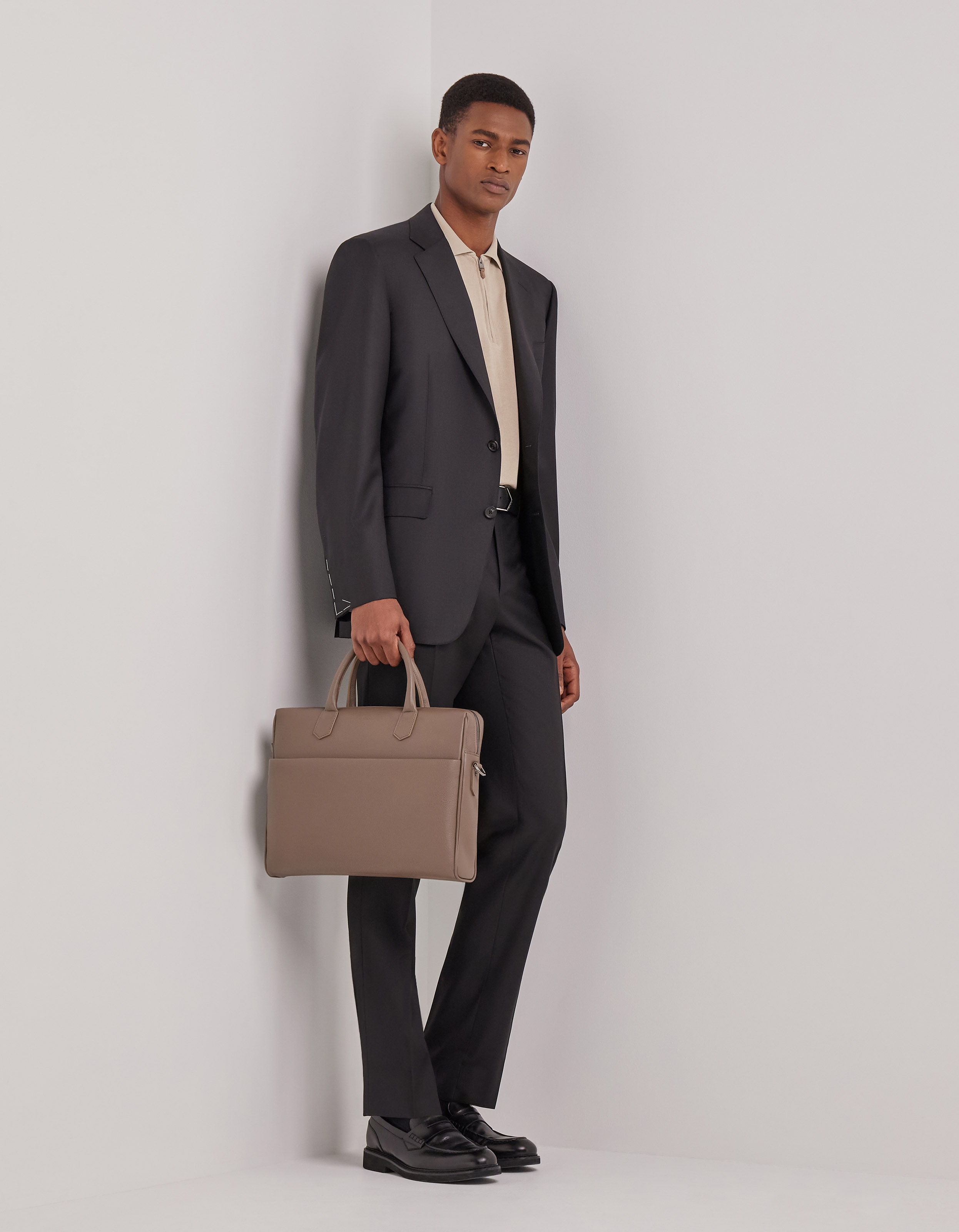 Side profile and structured work-bag depth