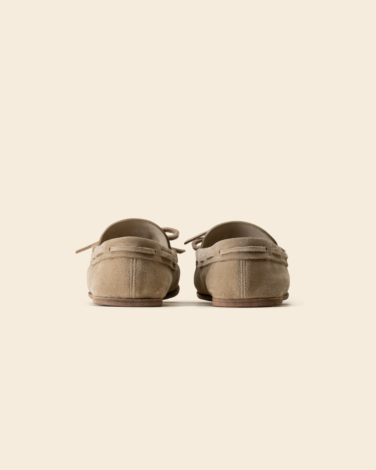 Heel view showing the soft back construction