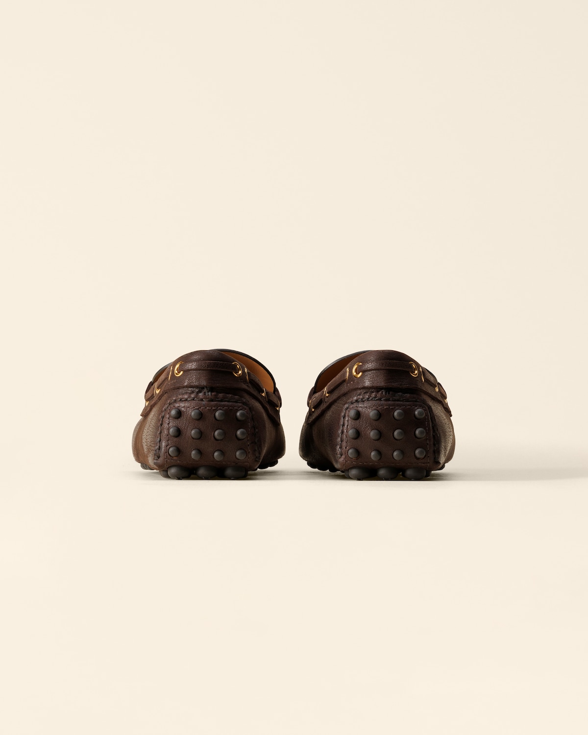Heel view with rubber nubs wrapping upward