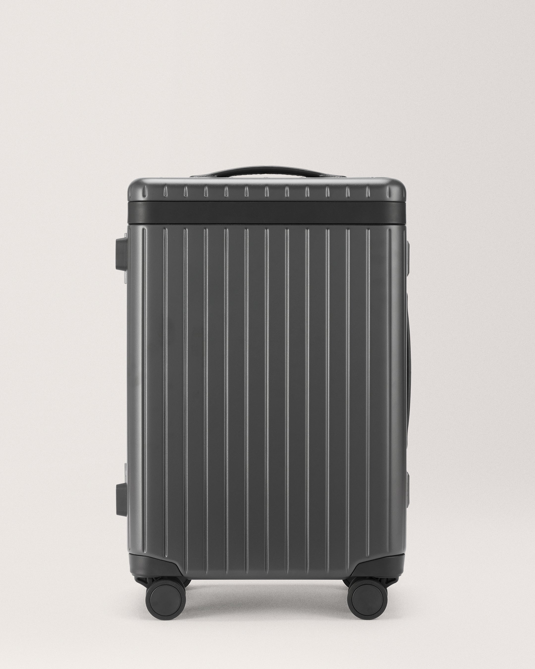 The Carry-on Hybrid