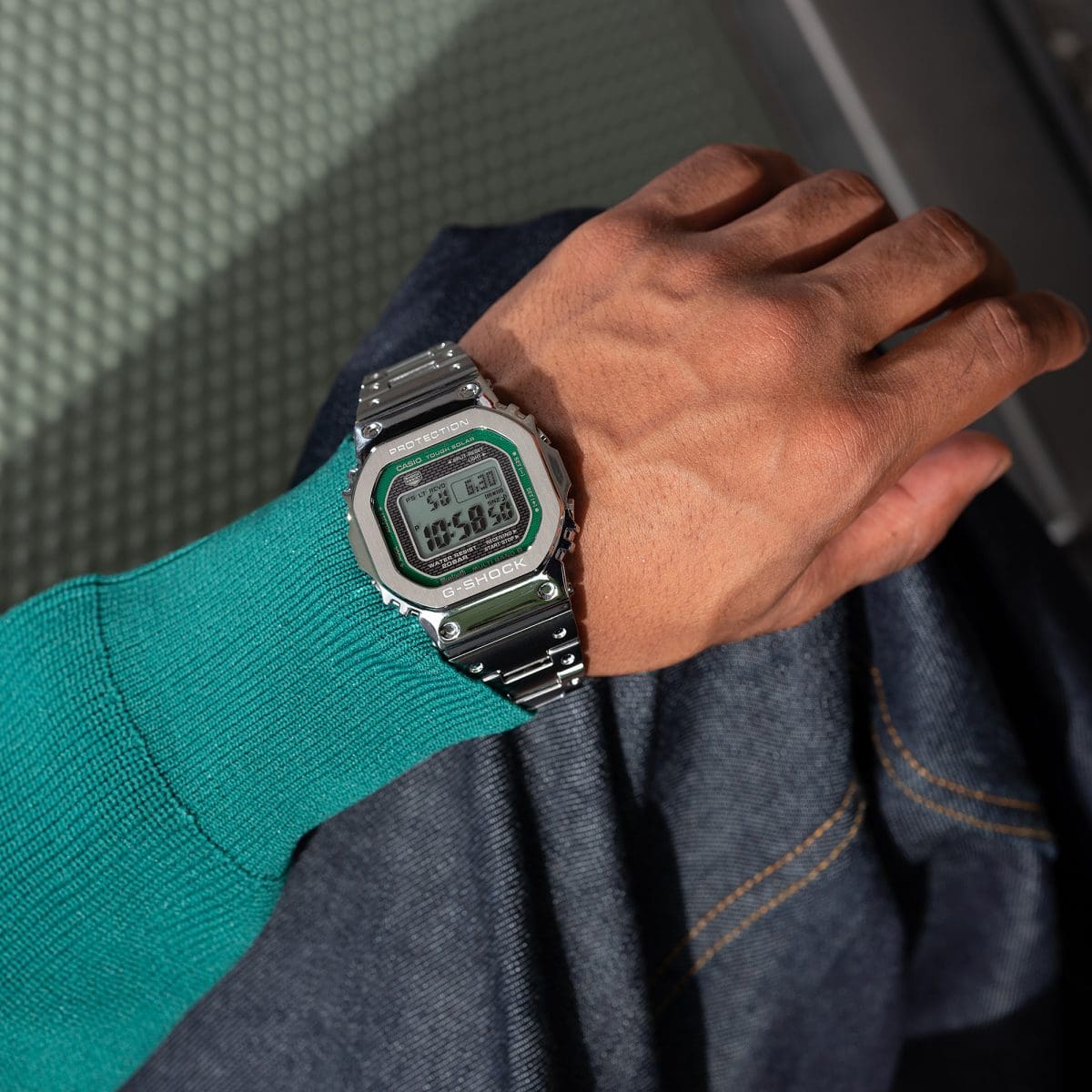 wrist styling