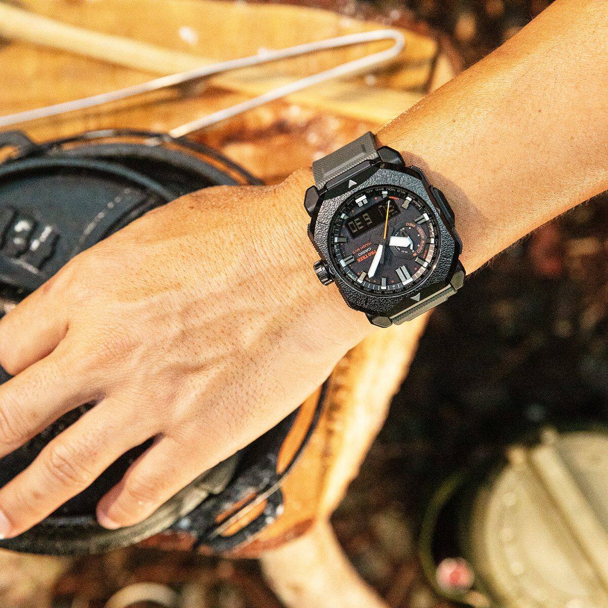 outdoor wrist styling