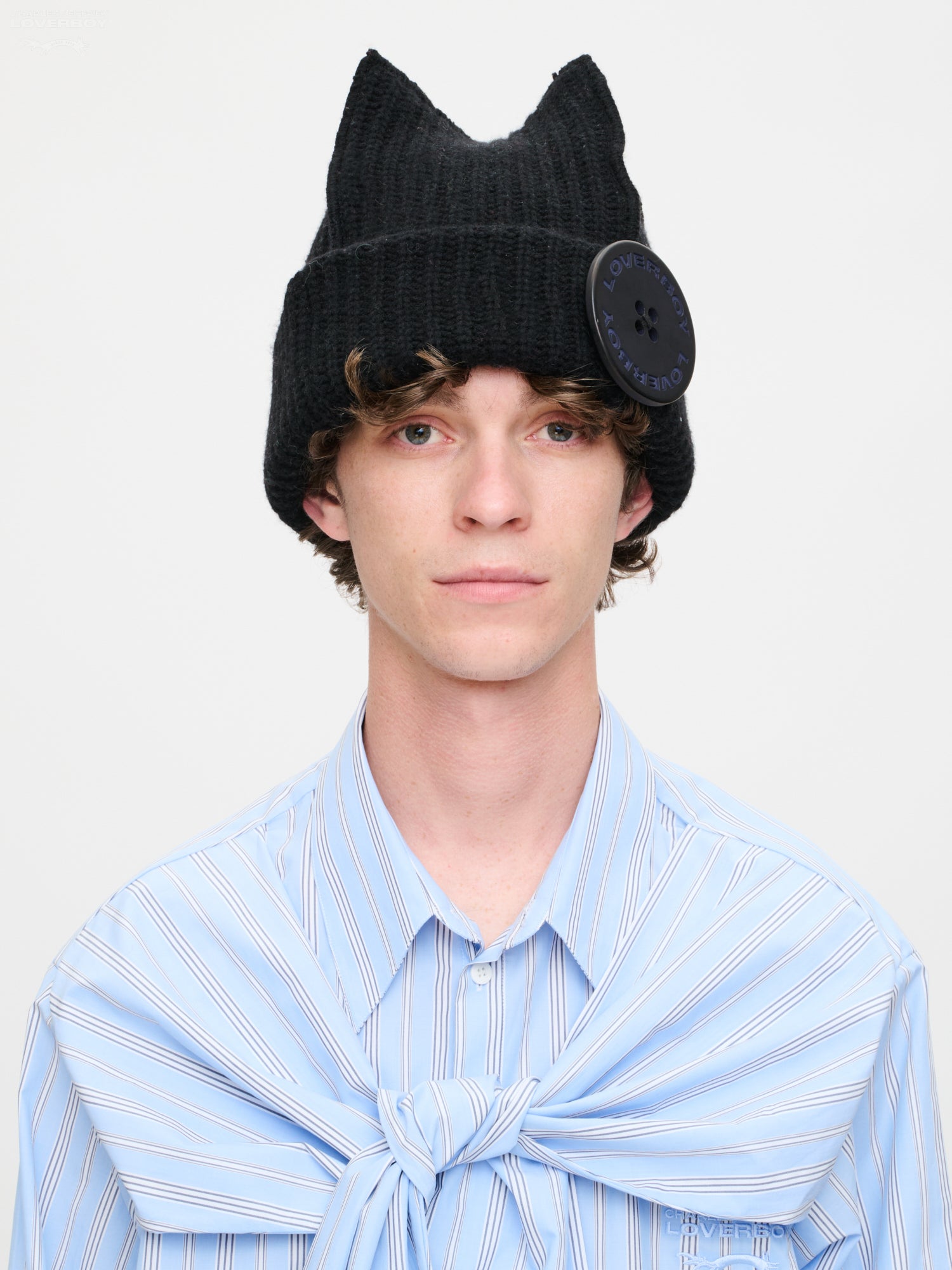 BOX BEANIE in BLACK — alternate official view