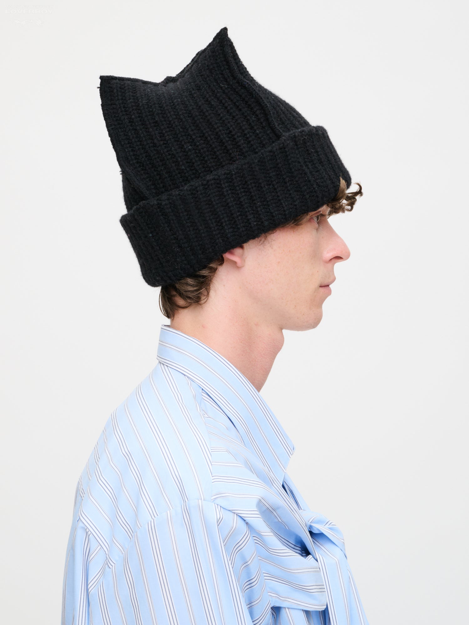 BOX BEANIE in BLACK — alternate official view