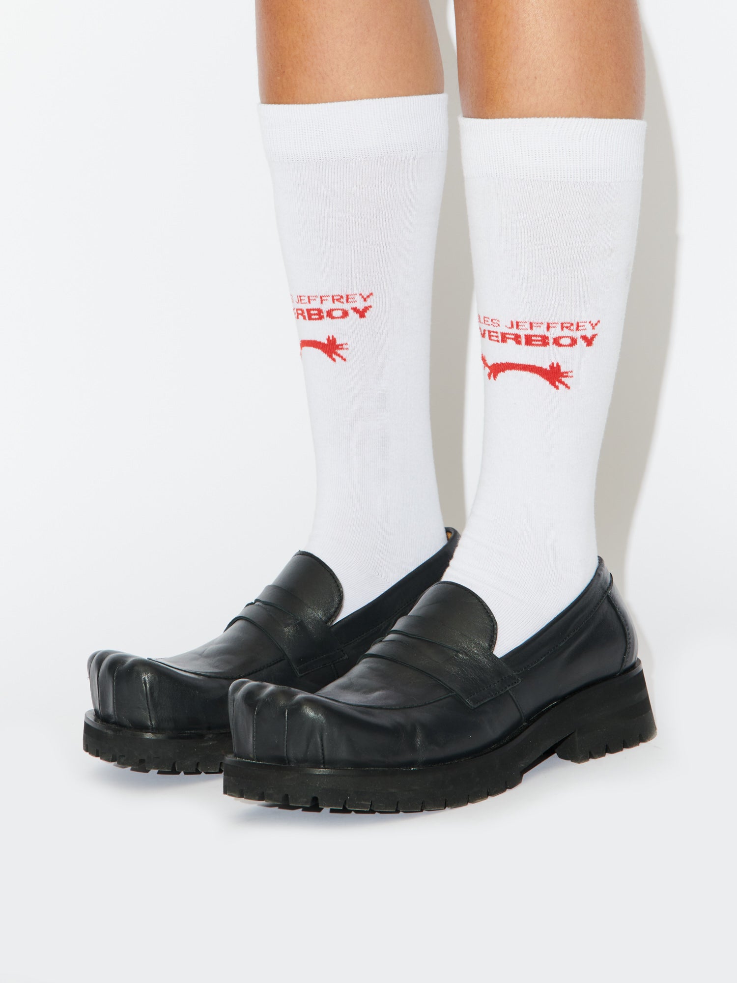MOCCASIN MOGGIES in BLACK — alternate official view