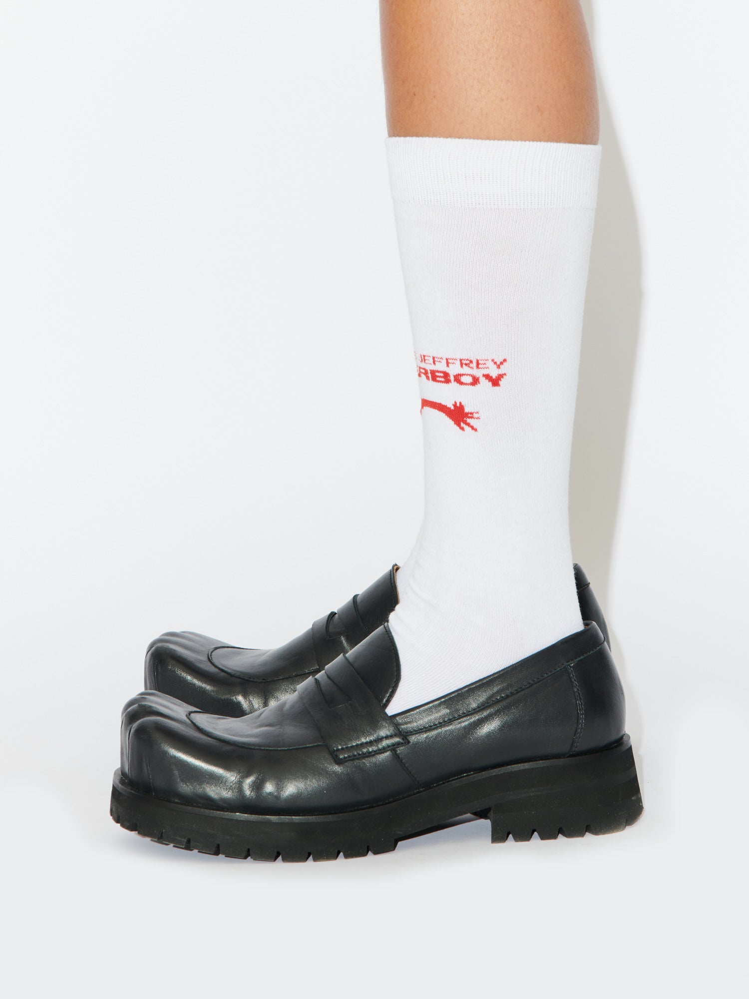 MOCCASIN MOGGIES in BLACK — alternate official view
