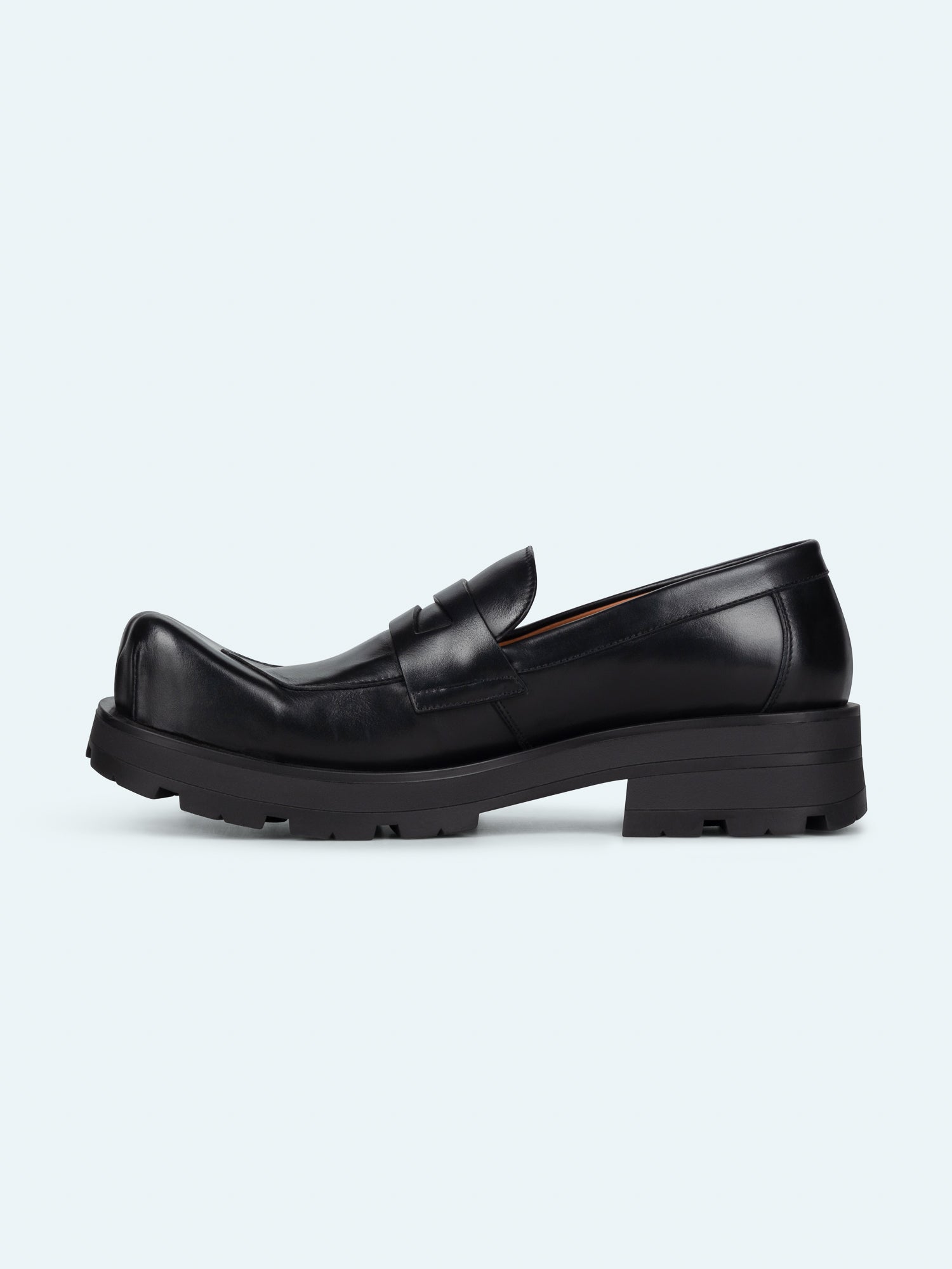 MOCCASIN MOGGIES in BLACK — detail or worn angle
