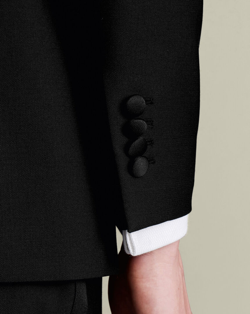 Alternative colour or closeup