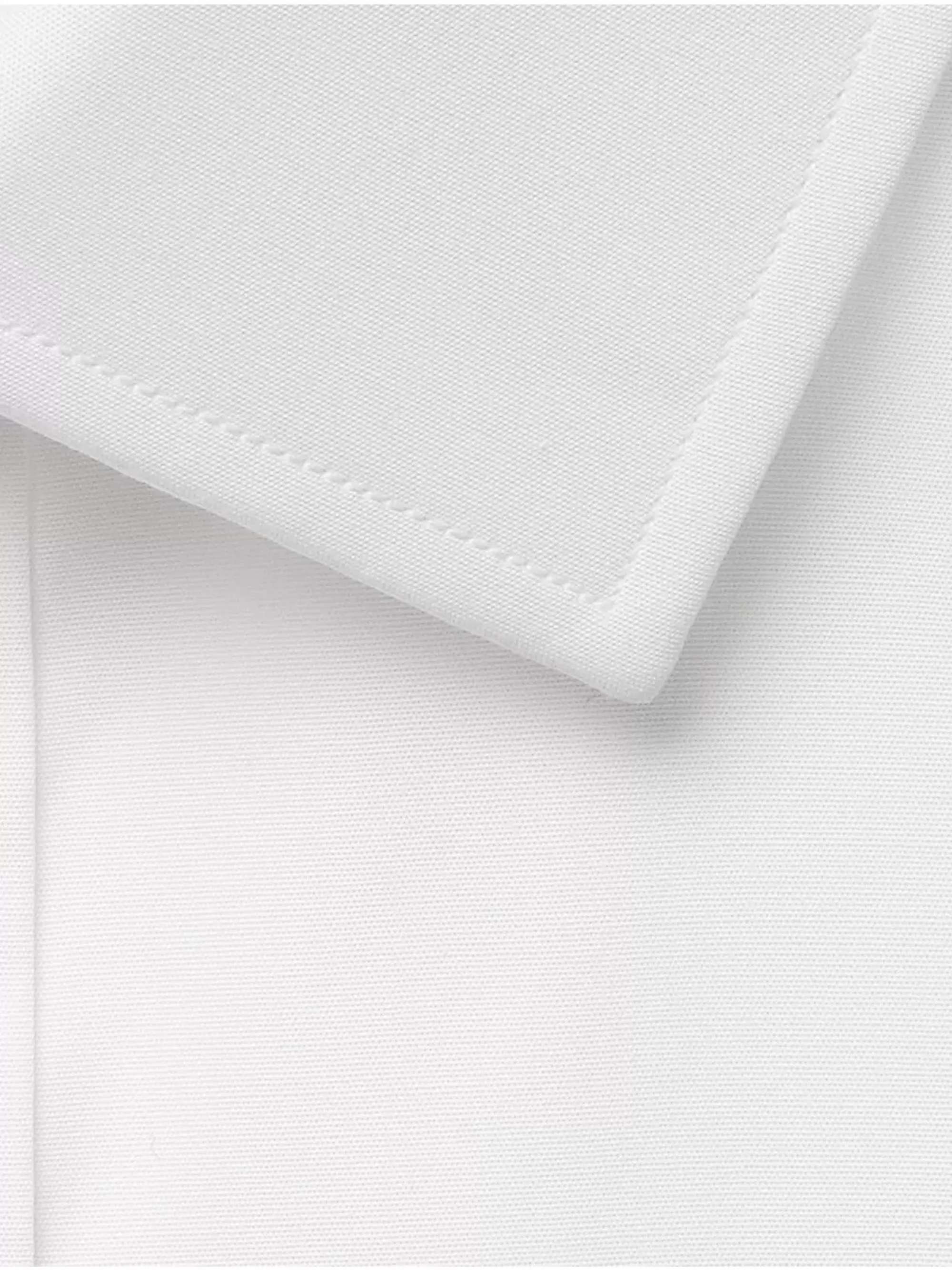 collar and placket closeup