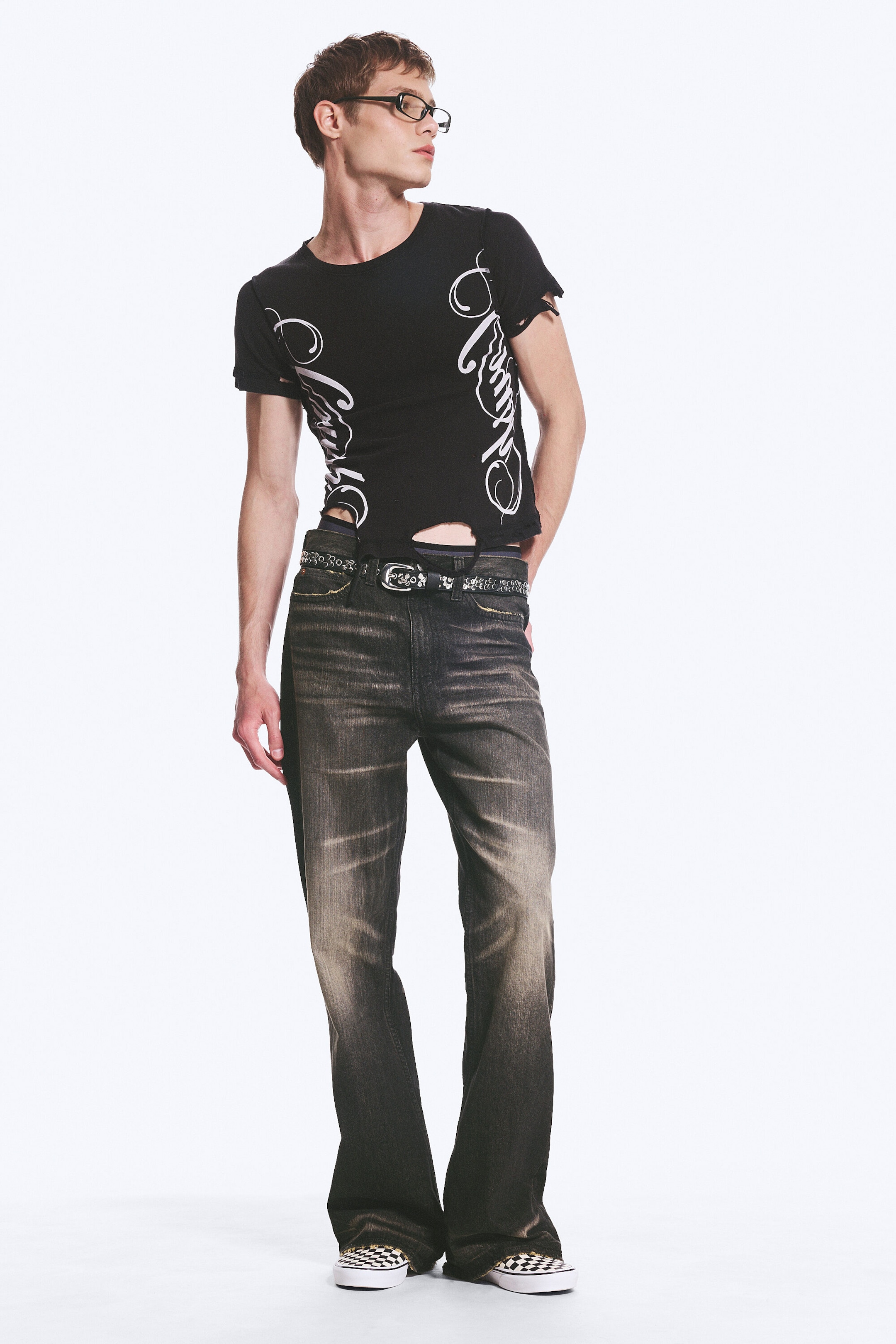 graphic tee pairing