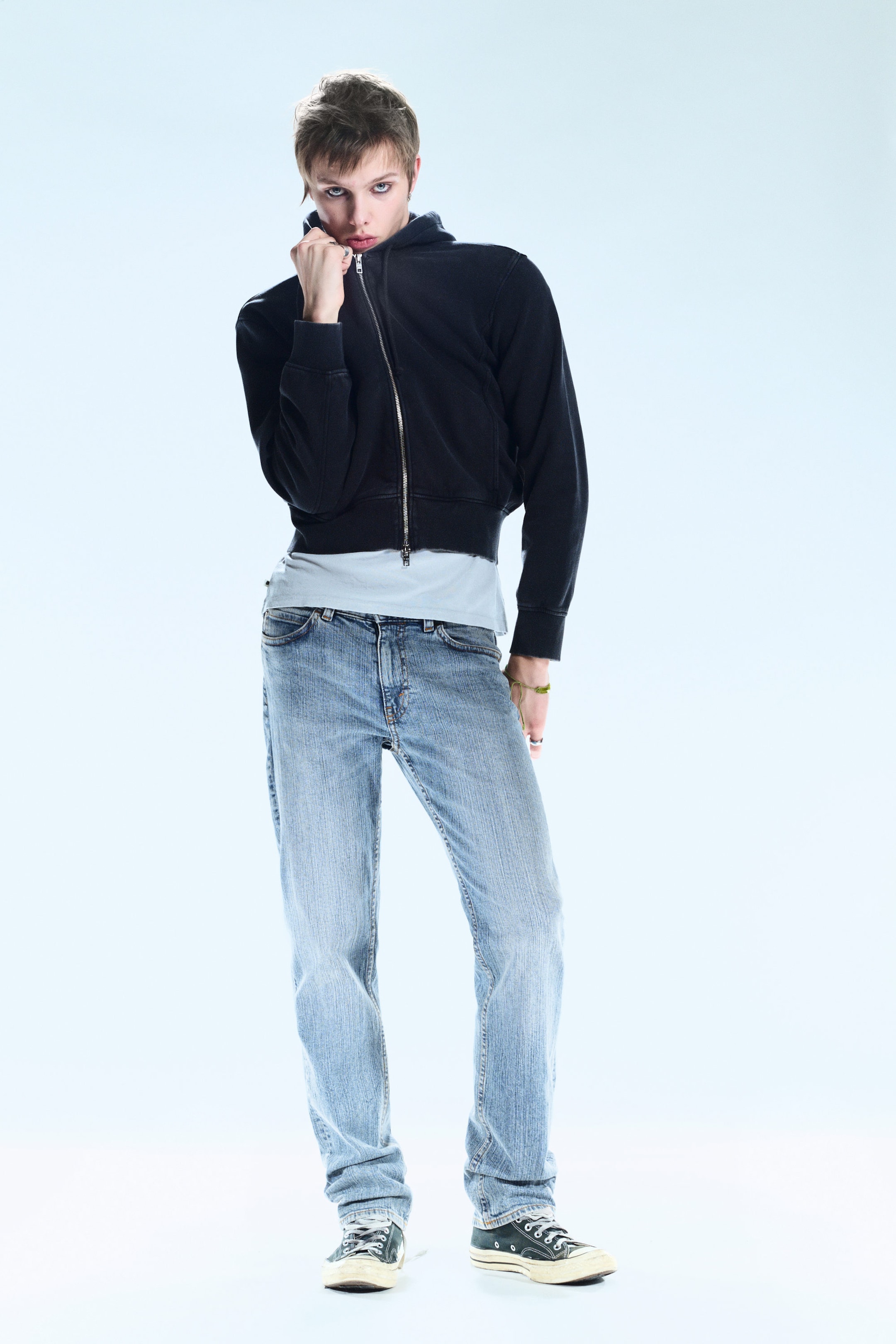 Issue Low Waist Slim Tapered Jeans