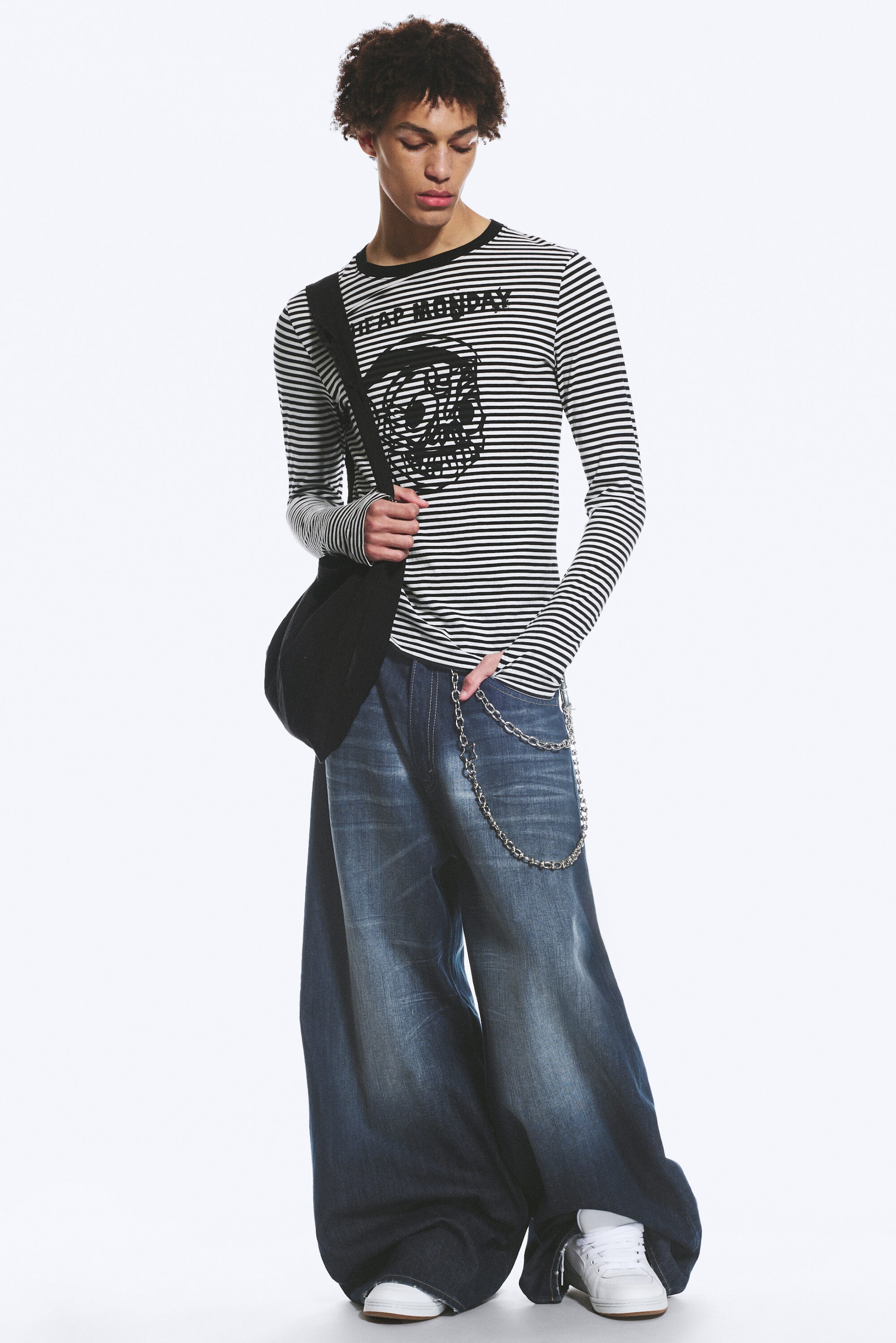 Rad Super Regular Waist Loose Wide Jeans