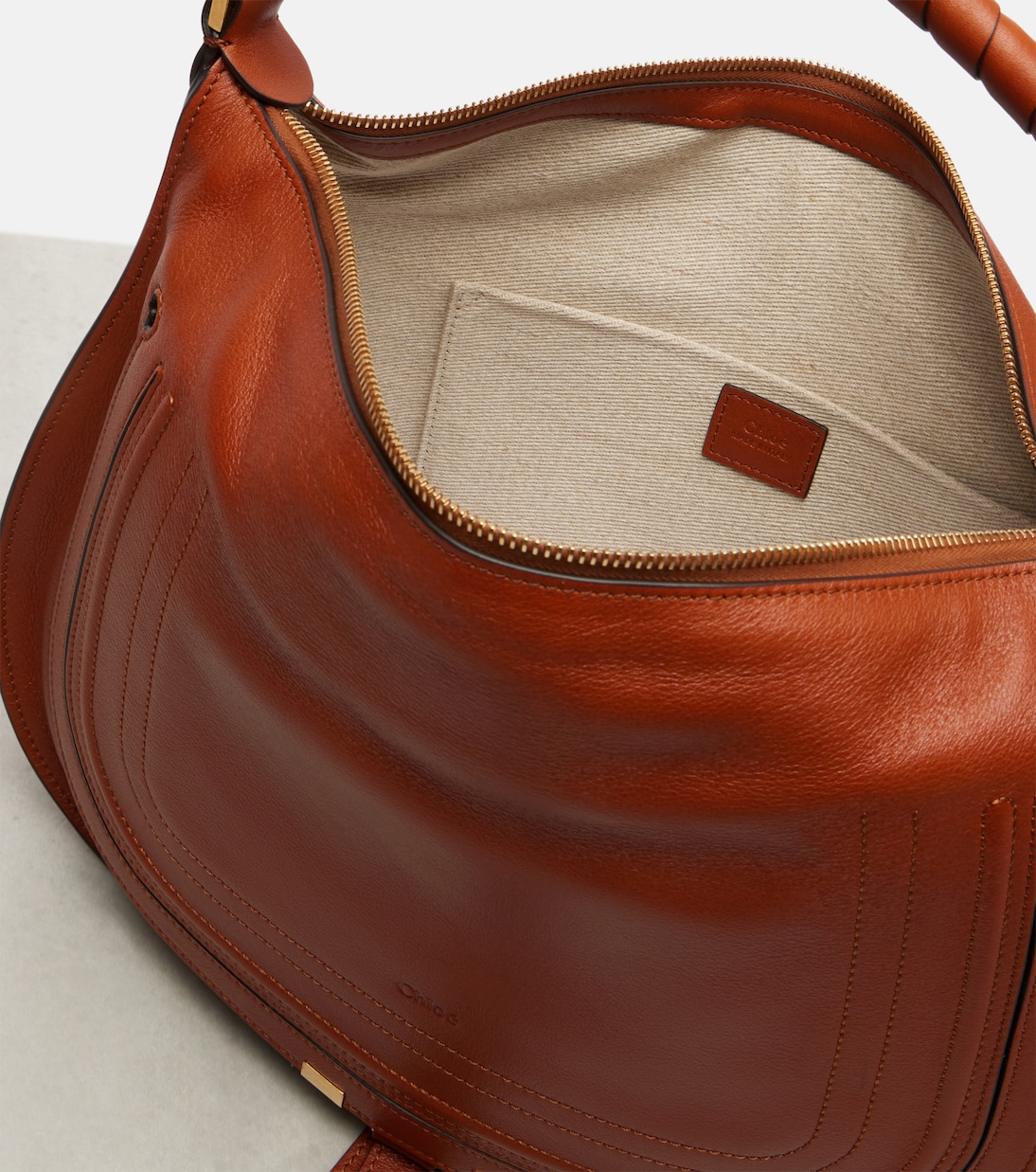 Interior with canvas lining and Chloé tab