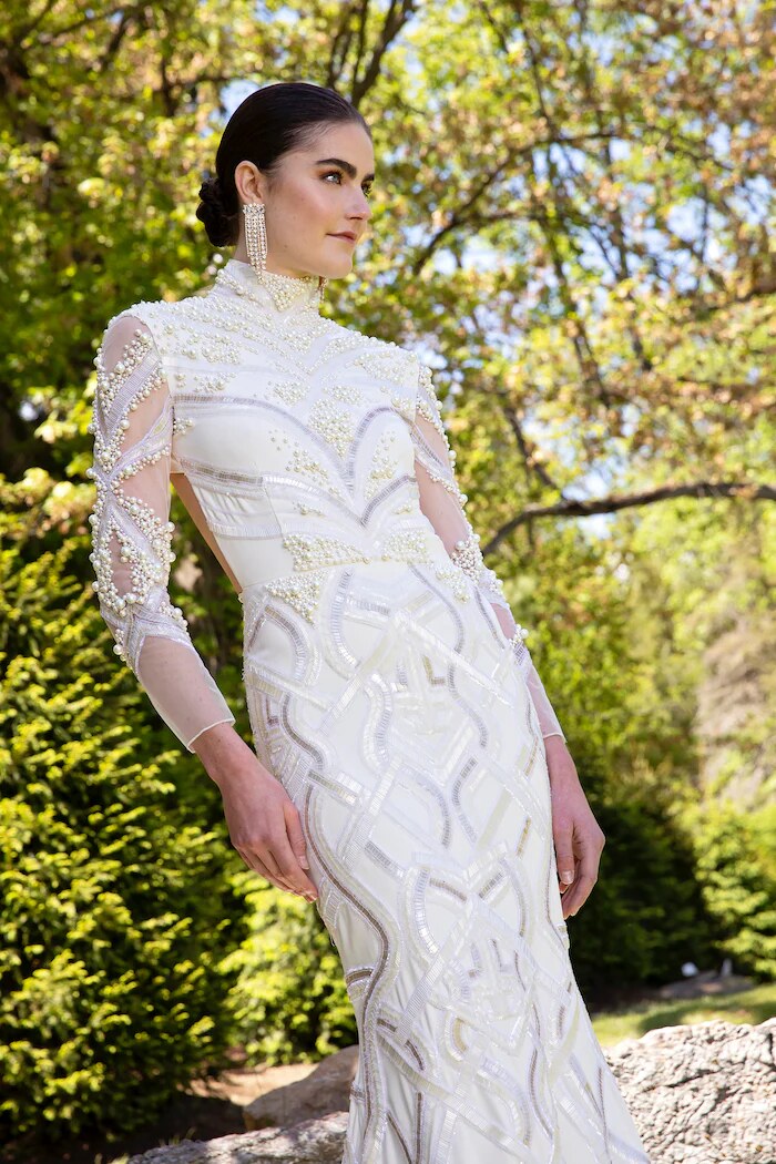 side view of open-back silhouette