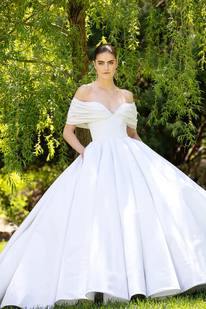 side view of draped bodice