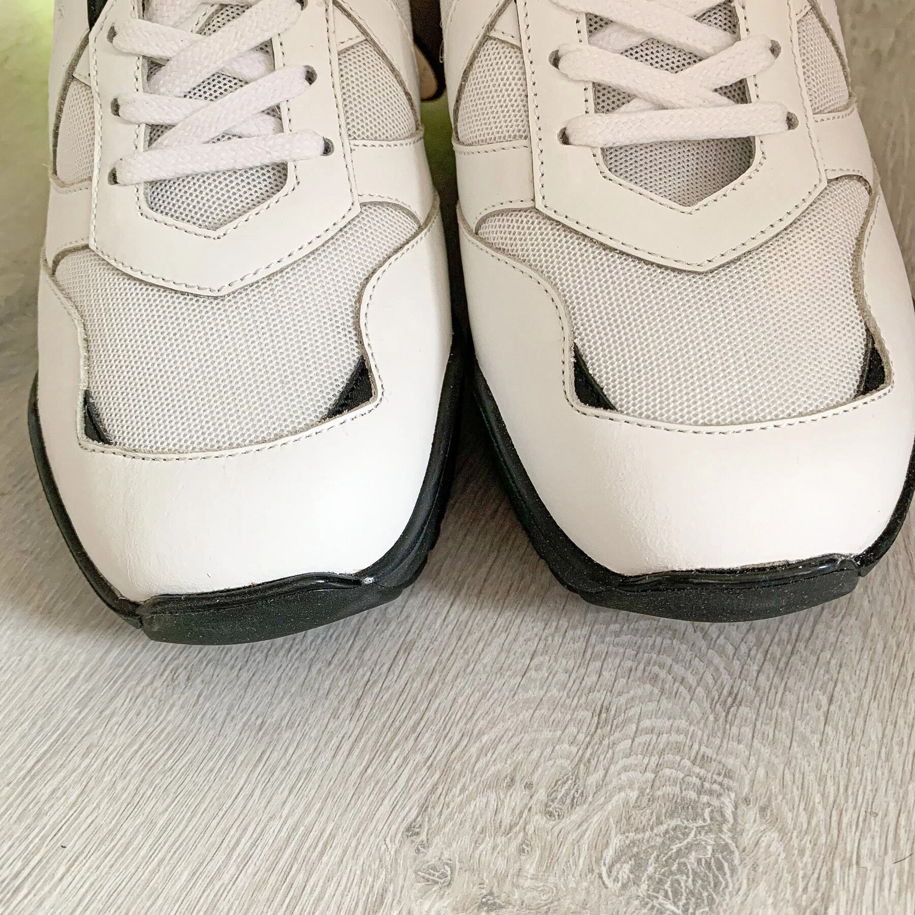 Outer side view showing wedge sole