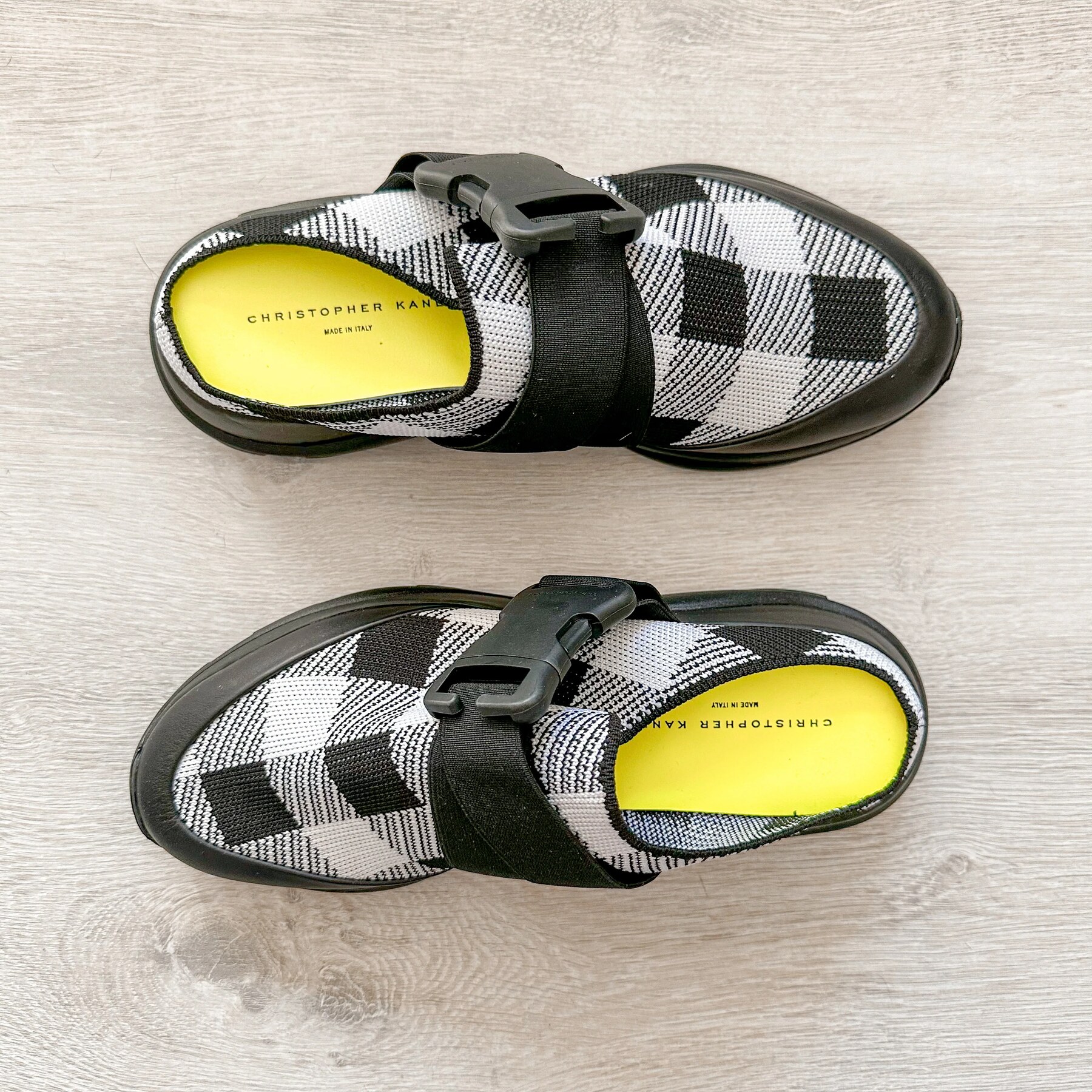 Gingham check Safety Buckle trainer