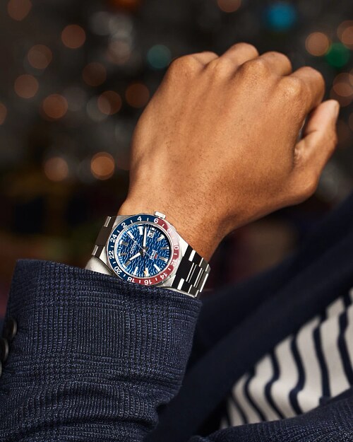 travel-watch styling