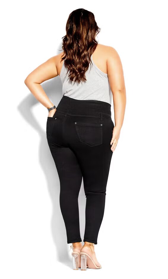 on-body black jean