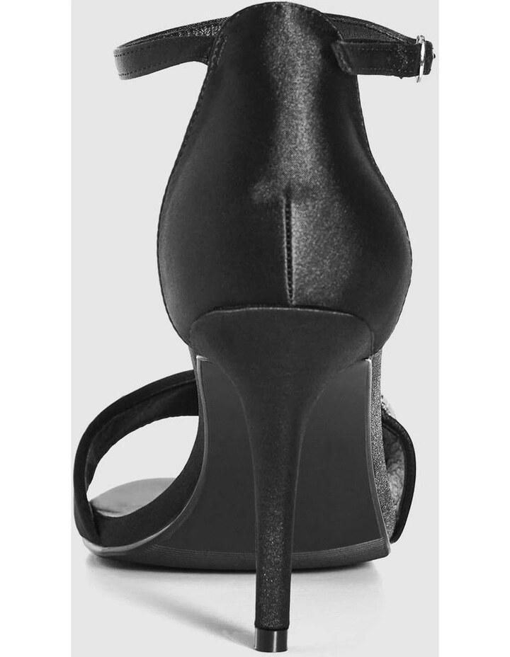 heel view