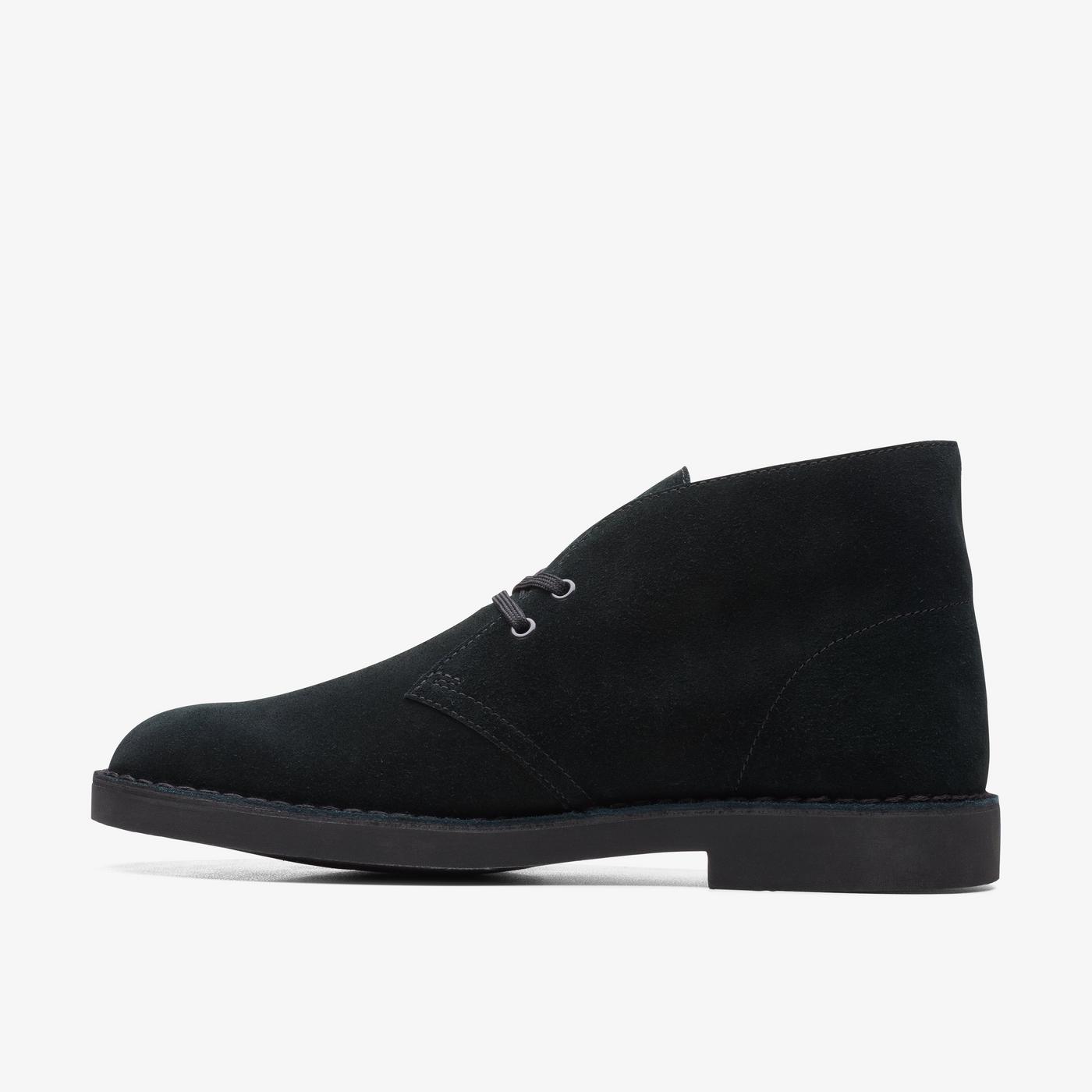 Side view of the modernised chukka shape
