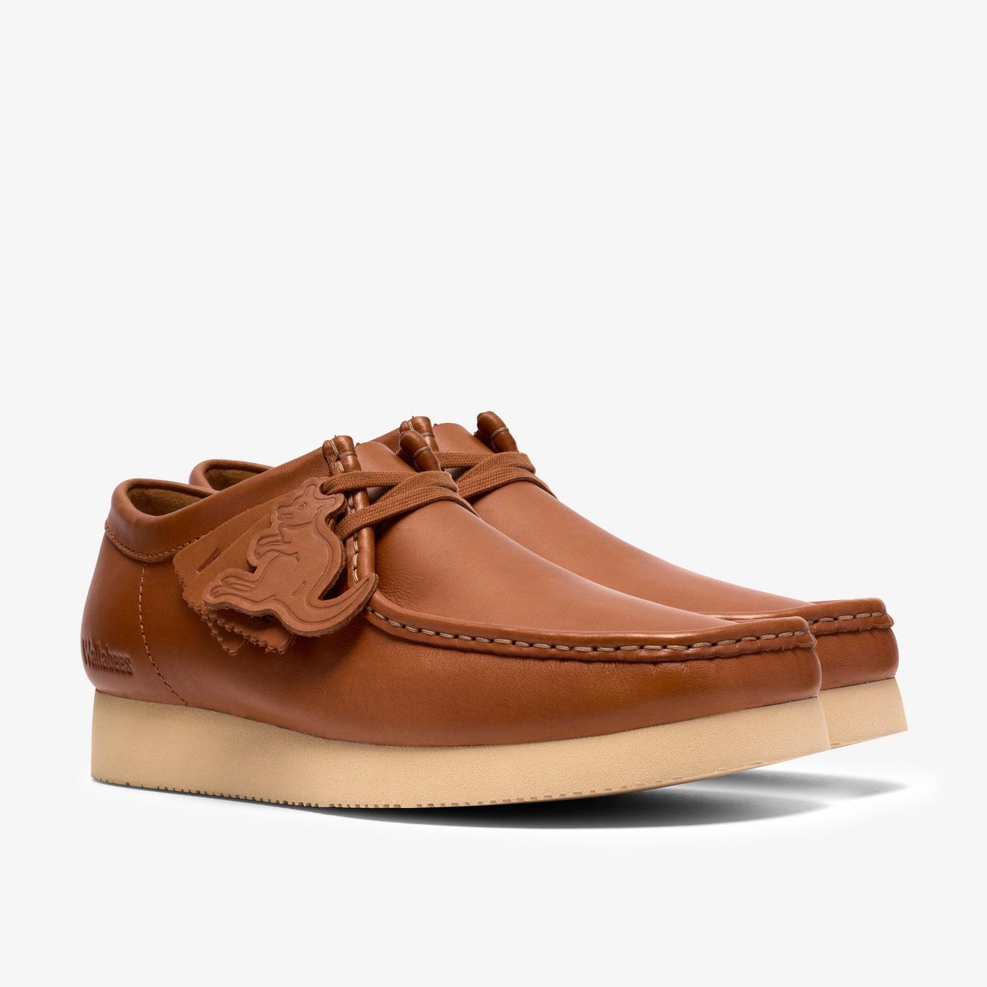 Three-quarter angle of the leather upper