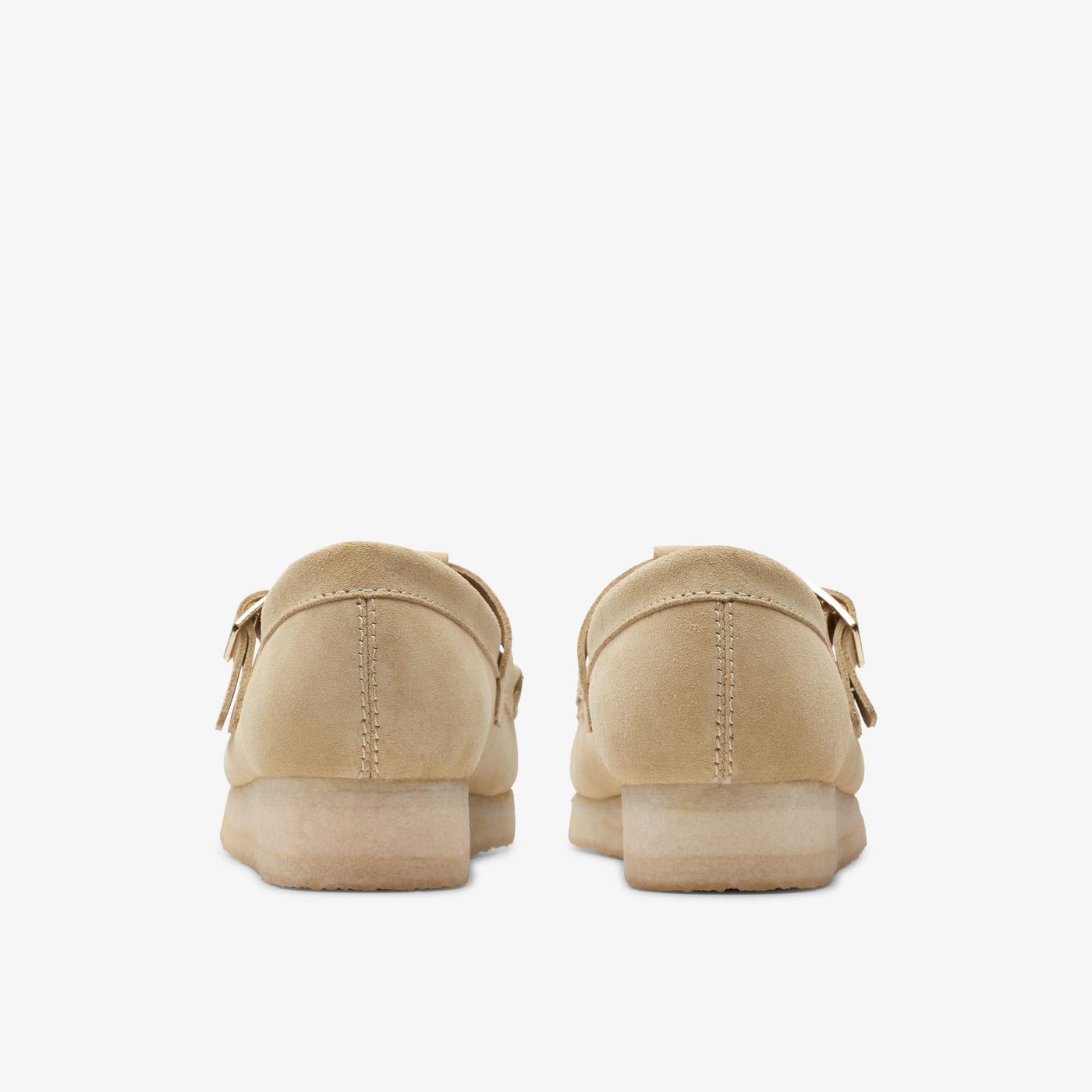 Heel view of the low moccasin shape