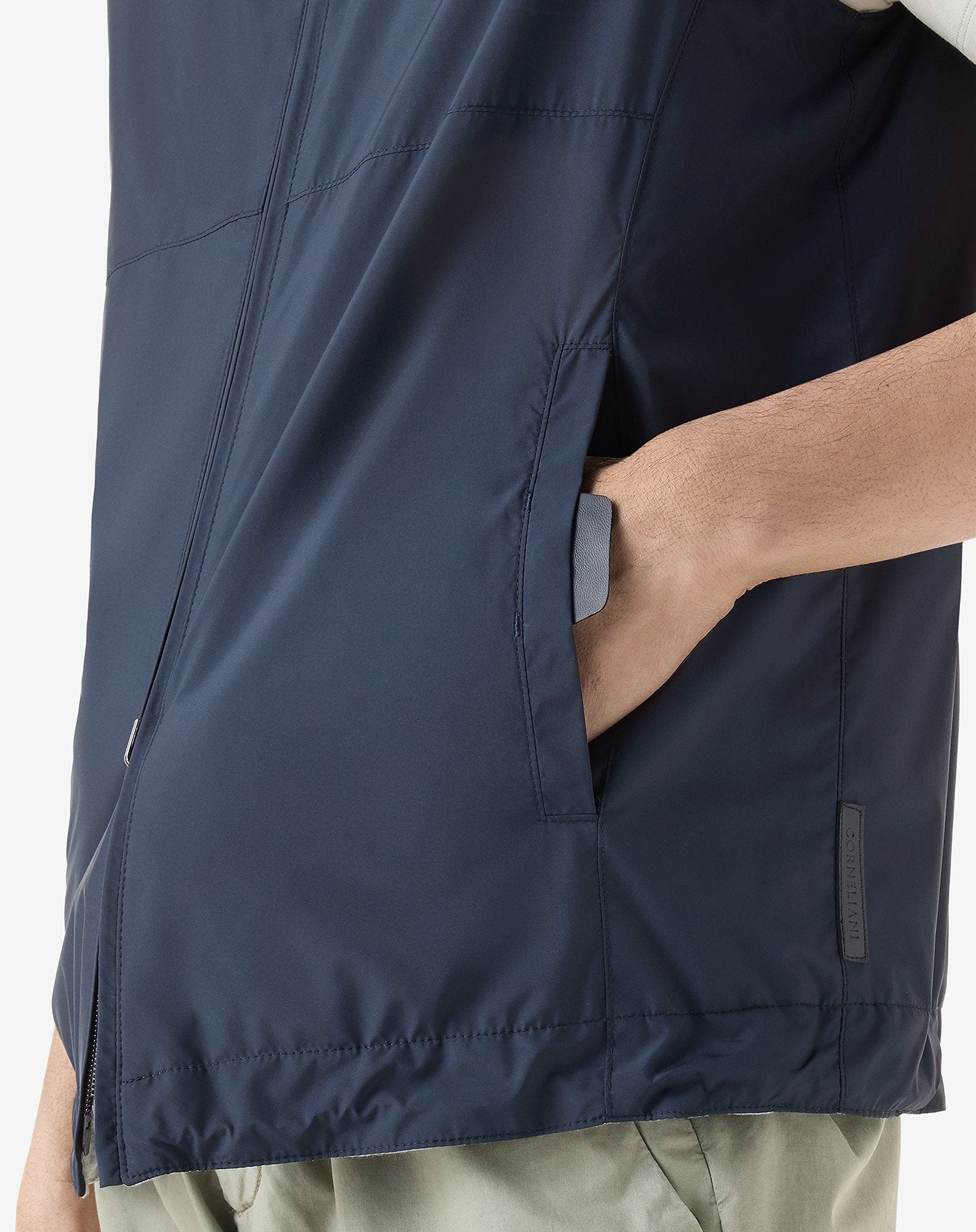 Technical Poplin Gilet official gallery view 5