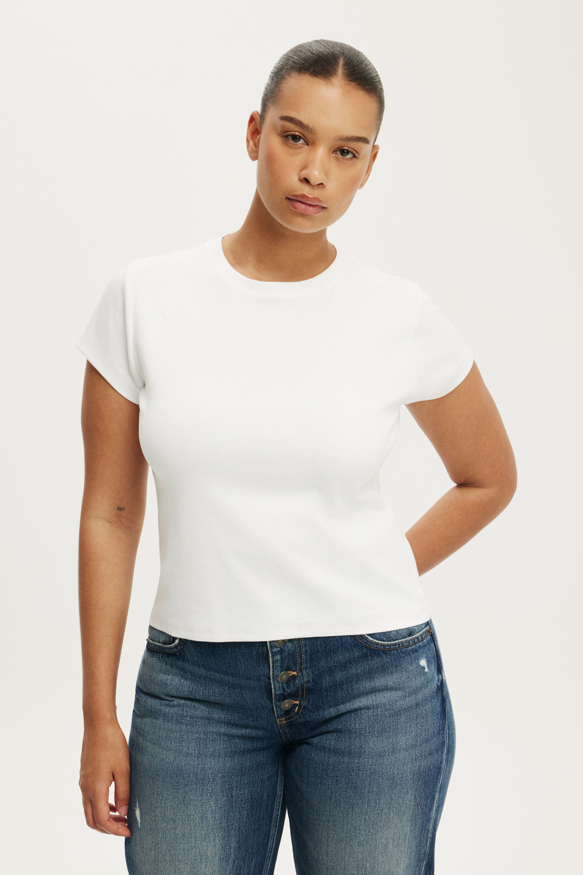 90 S Baby Tee